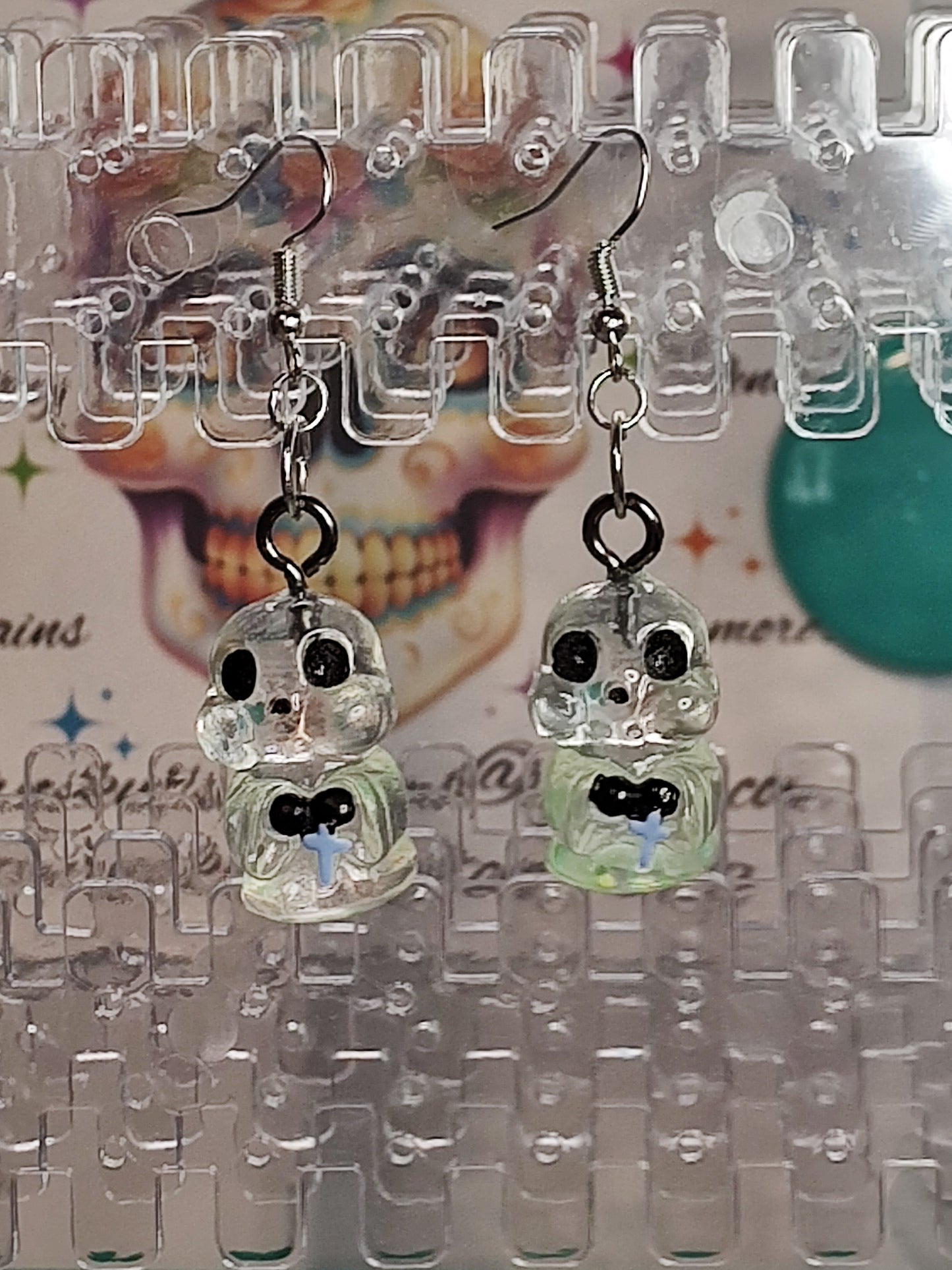 Dangle earrings